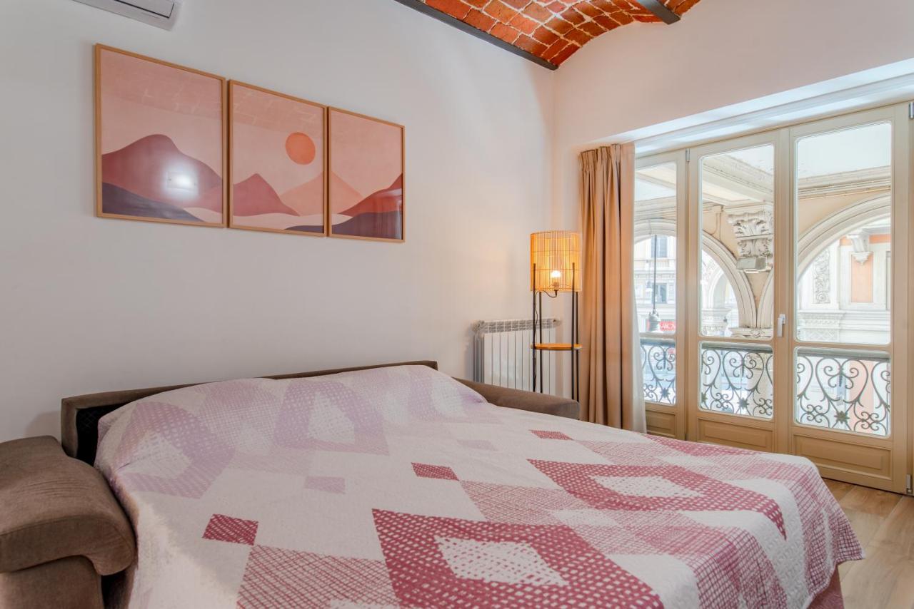 Royal Apartment *
